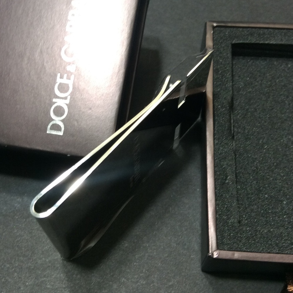 **TODAY ONLY**Dolce & Gabbana “The One” Money Clip - Picture 6 of 9